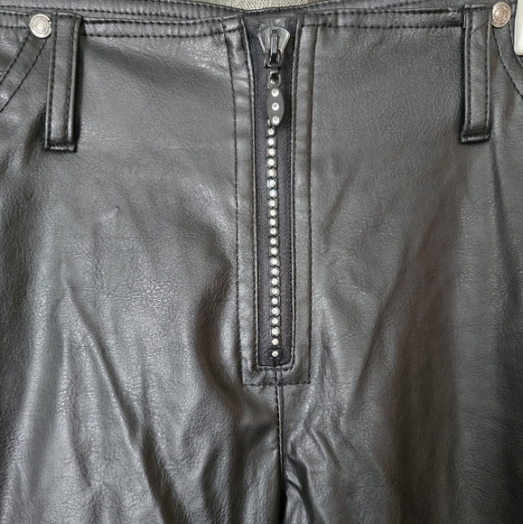 No Boundaries Y2K Faux Leather Pants Flared Black Juniors 13 - Picture 2 of 4
